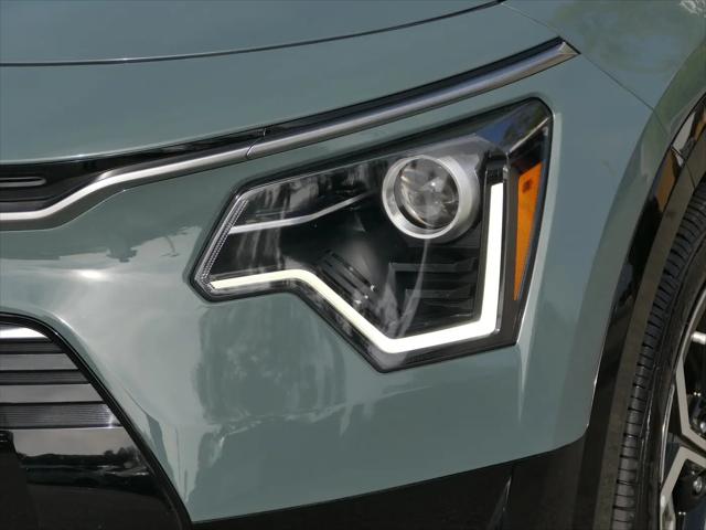 2023 Kia Niro EX Touring