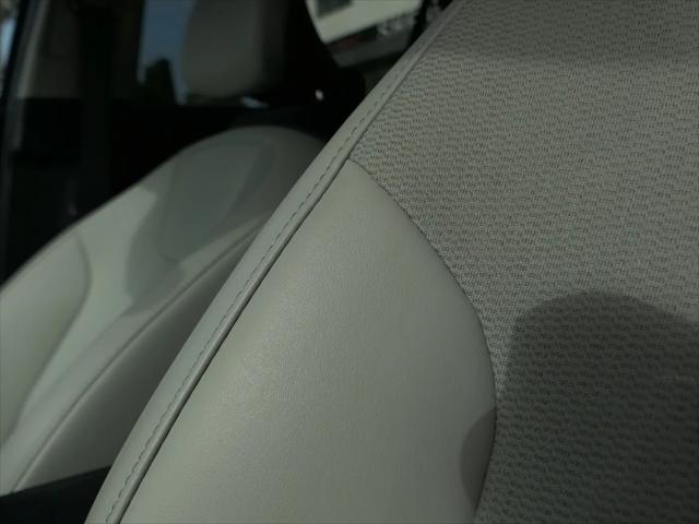 2023 Kia Niro EX Touring