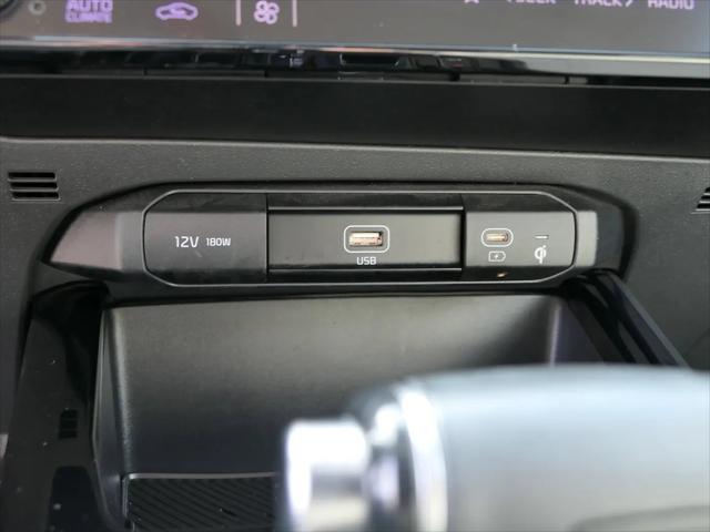 2023 Kia Niro EX Touring