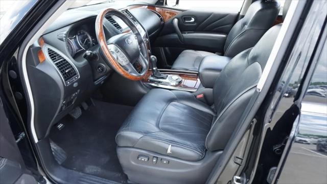2015 INFINITI QX80 Standard
