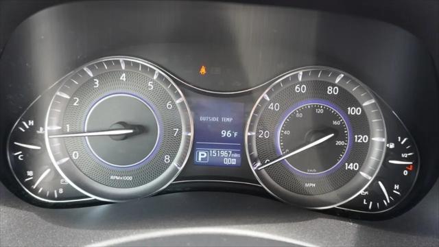 2015 INFINITI QX80 Standard