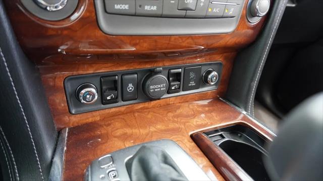 2015 INFINITI QX80 Standard