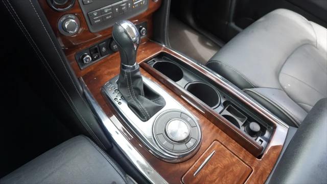 2015 INFINITI QX80 Standard