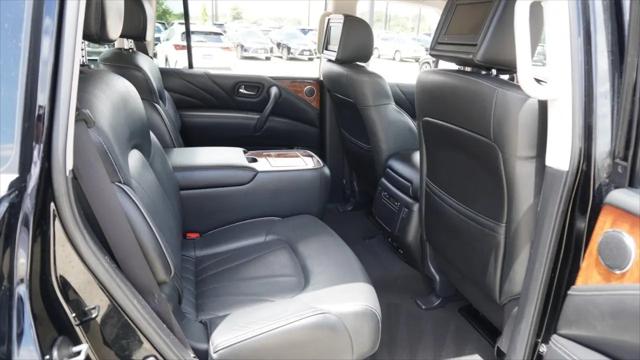 2015 INFINITI QX80 Standard