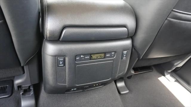 2015 INFINITI QX80 Standard