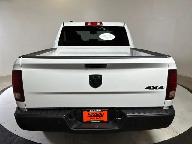 2024 Ram 1500 Classic Warlock Crew Cab 4x4 5'7" Box