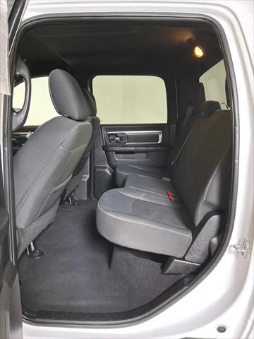 2024 Ram 1500 Classic Warlock Crew Cab 4x4 5'7" Box