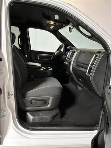 2024 Ram 1500 Classic Warlock Crew Cab 4x4 5'7" Box
