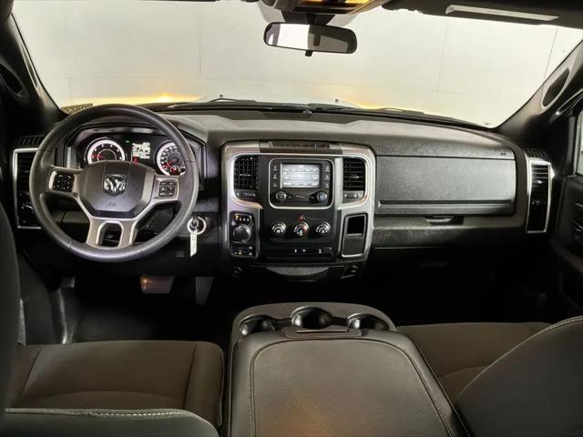 2024 Ram 1500 Classic Warlock Crew Cab 4x4 5'7" Box