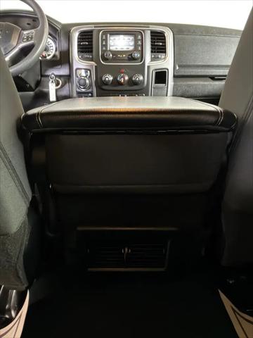 2024 Ram 1500 Classic Warlock Crew Cab 4x4 5'7" Box