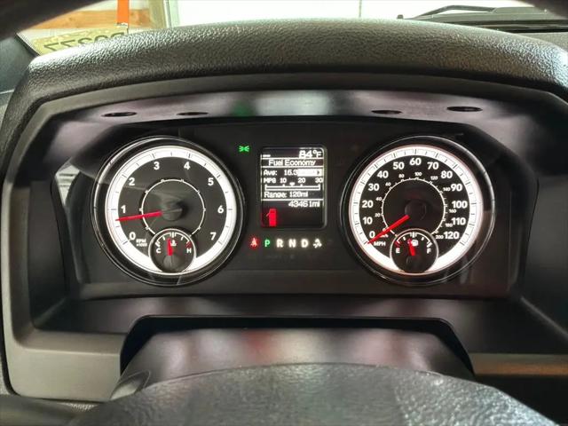 2024 Ram 1500 Classic Warlock Crew Cab 4x4 5'7" Box