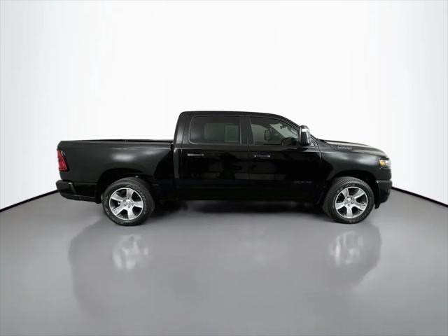 2026 Ram 1500 Express Crew Cab 4x4 5'7" Box