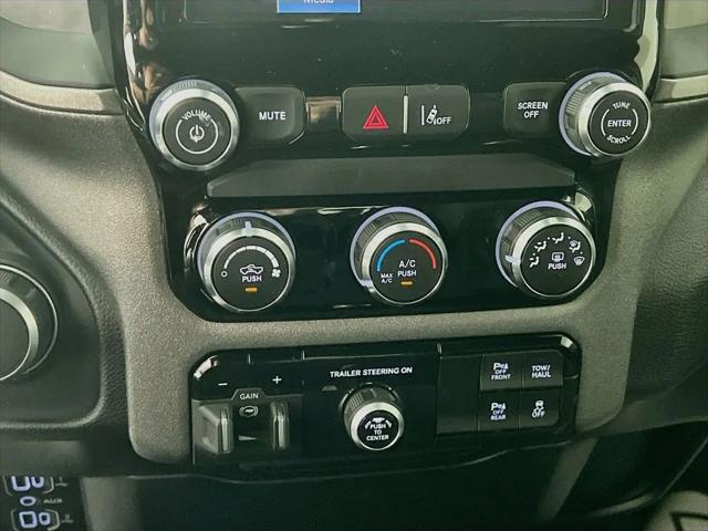 2026 Ram 1500 Express Crew Cab 4x4 5'7" Box