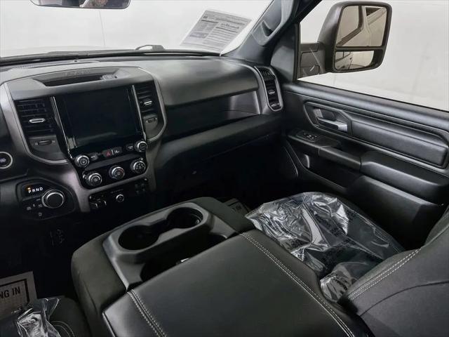 2026 Ram 1500 Express Crew Cab 4x4 5'7" Box