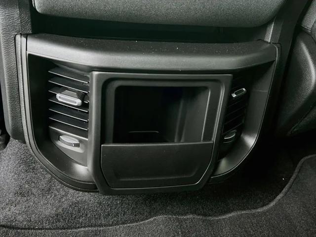 2026 Ram 1500 Express Crew Cab 4x4 5'7" Box
