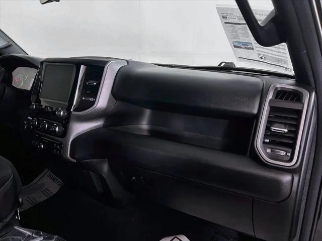 2026 Ram 1500 Express Crew Cab 4x4 5'7" Box