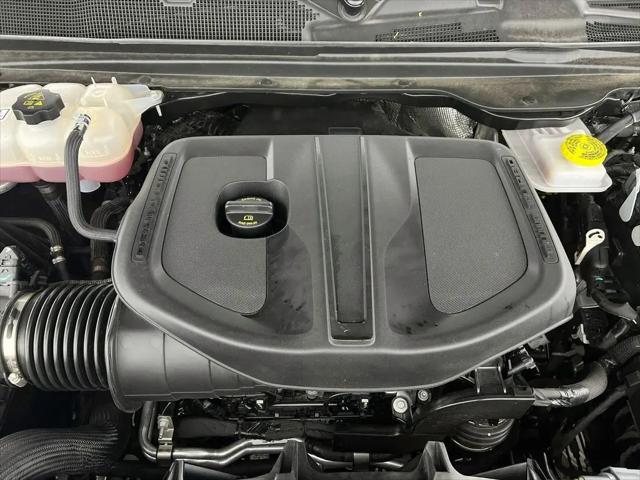 2026 Ram 1500 Express Crew Cab 4x4 5'7" Box