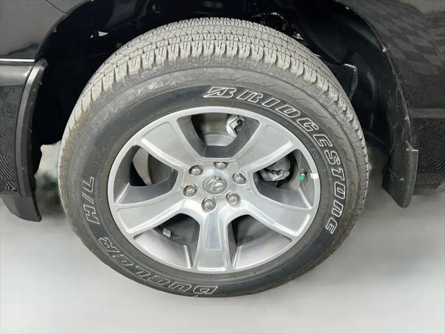 2026 Ram 1500 Express Crew Cab 4x4 5'7" Box