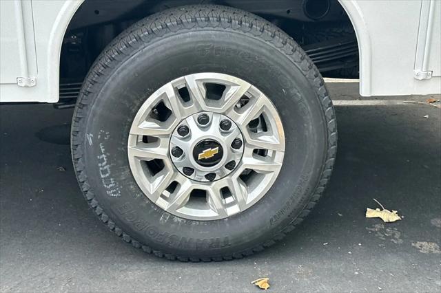 2026 Chevrolet Silverado 2500HD Crew Cab, Long Bed, WT, RWD