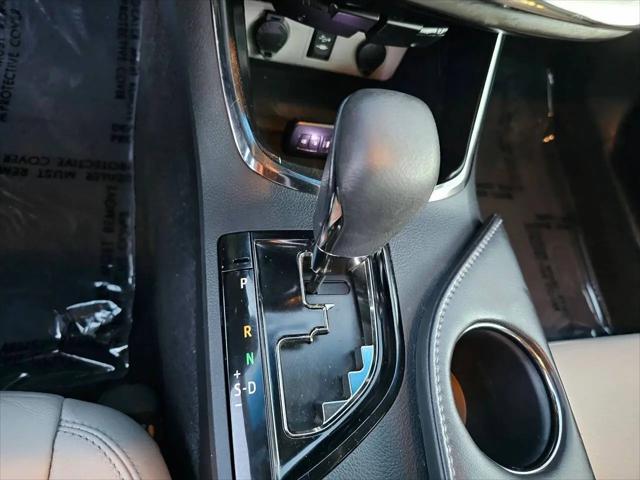 2016 Toyota Avalon XLE