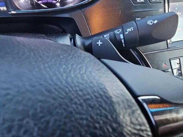 2016 Toyota Avalon XLE