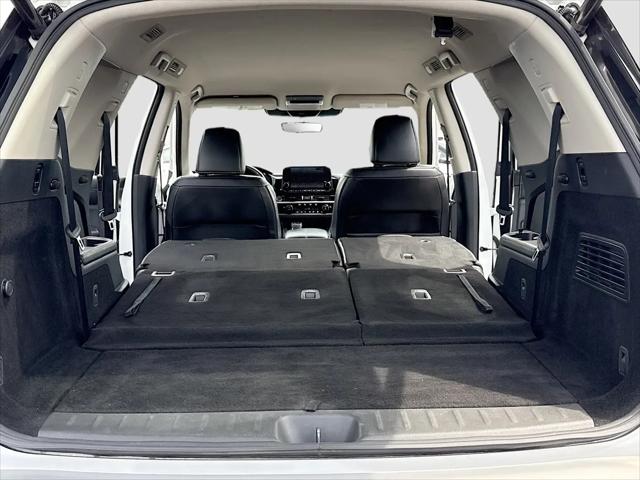 2024 Nissan Pathfinder SL 4WD