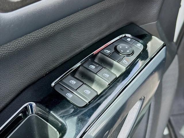 2024 Nissan Pathfinder SL 4WD