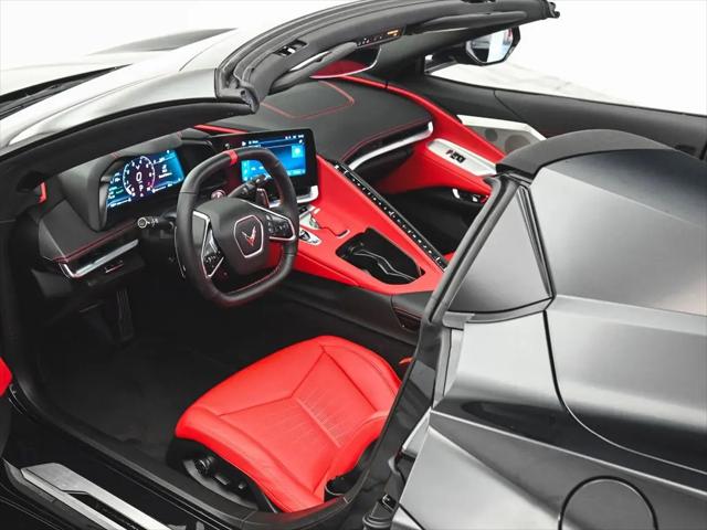 2024 Chevrolet Corvette Stingray RWD Convertible 2LT