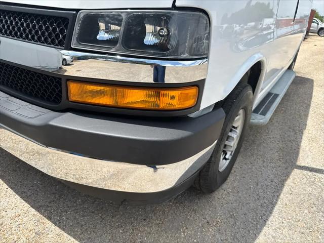 2024 Chevrolet Express Cargo Van RWD 2500 Regular Wheelbase WT