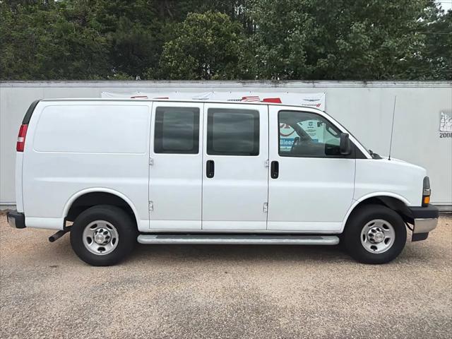 2024 Chevrolet Express Cargo Van RWD 2500 Regular Wheelbase WT