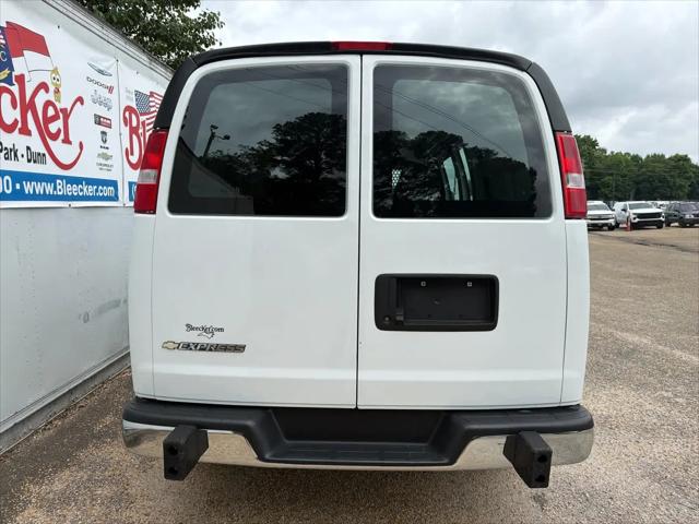 2024 Chevrolet Express Cargo Van RWD 2500 Regular Wheelbase WT