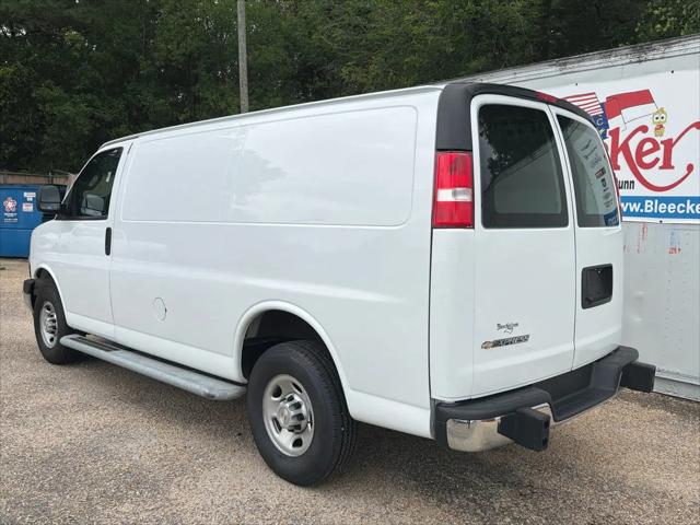 2024 Chevrolet Express Cargo Van RWD 2500 Regular Wheelbase WT