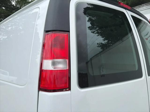 2024 Chevrolet Express Cargo Van RWD 2500 Regular Wheelbase WT
