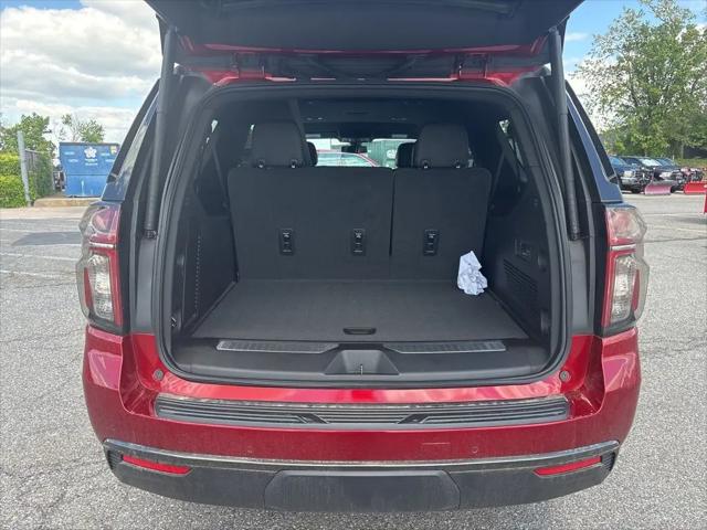 2022 Chevrolet Suburban 4WD RST