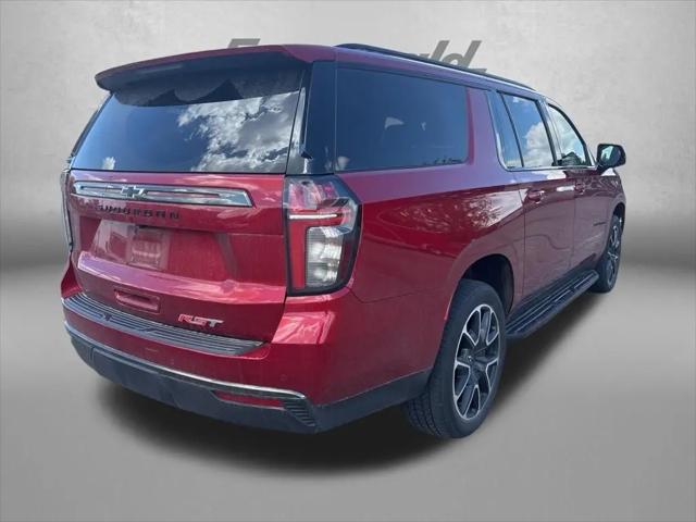 2022 Chevrolet Suburban 4WD RST
