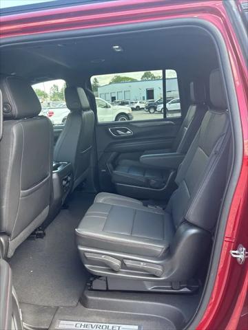 2022 Chevrolet Suburban 4WD RST