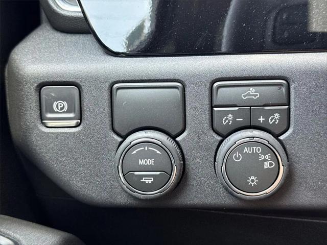 2026 Chevrolet Silverado 1500 2WD Crew Cab Short Bed LT