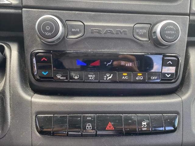 2025 Ram ProMaster 2500 Cargo Van Tradesman High Roof 159" WB w/Pass Seat