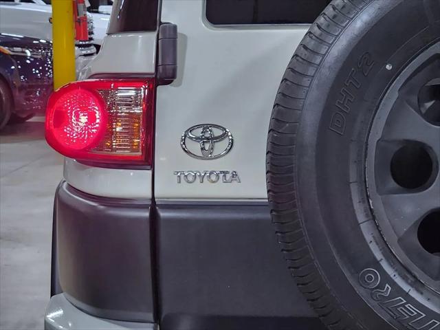 2011 Toyota FJ Cruiser Base