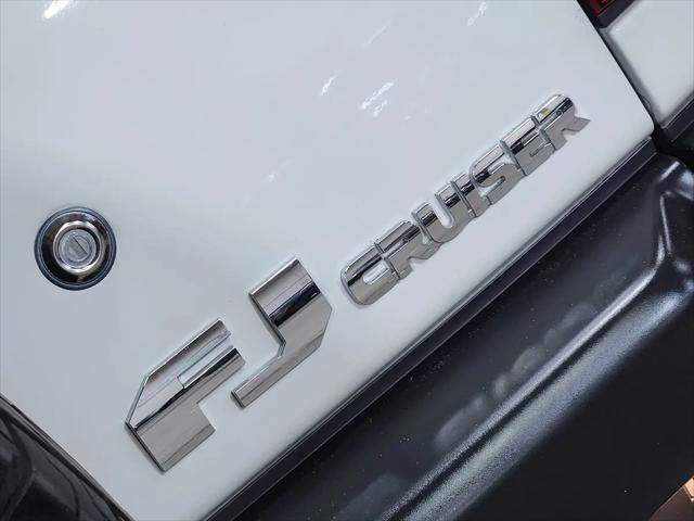 2011 Toyota FJ Cruiser Base