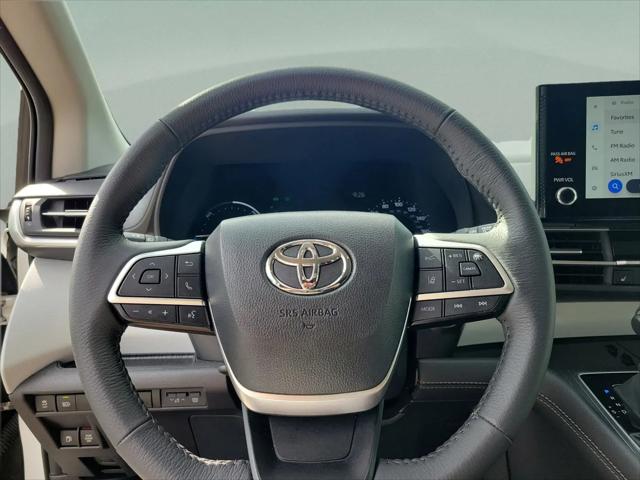 2025 Toyota Sienna XLE
