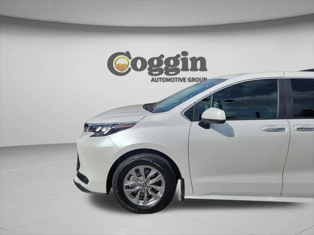2025 Toyota Sienna XLE
