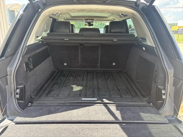 2020 Land Rover Range Rover P525 HSE