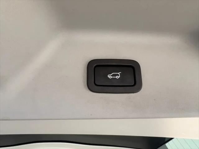 2020 Land Rover Range Rover P525 HSE
