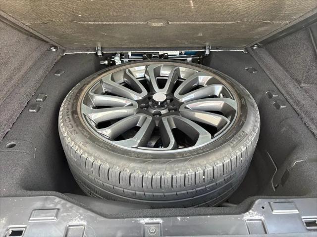 2020 Land Rover Range Rover P525 HSE