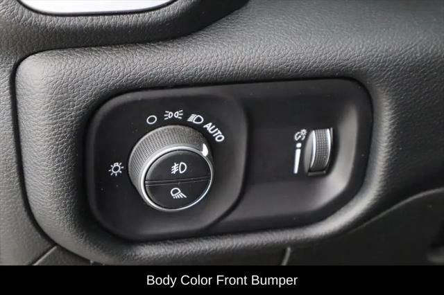 2022 Ram 1500 Big Horn Crew Cab 4x4 5'7" Box