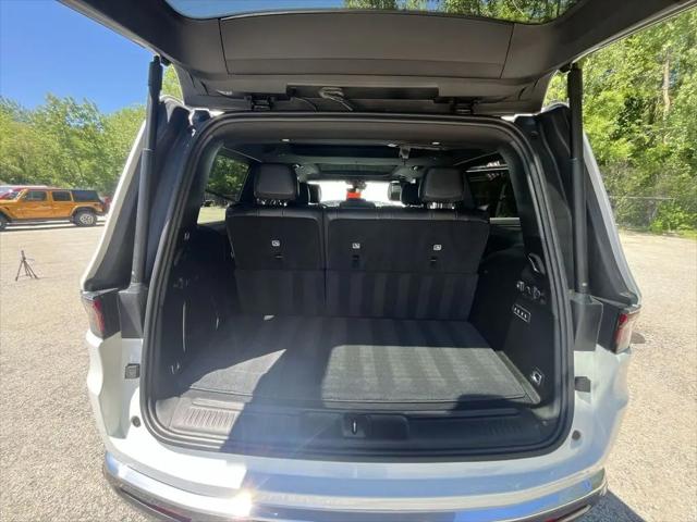 2022 Jeep Wagoneer Series III 4x4