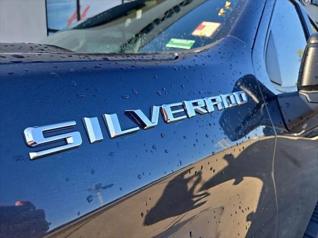 2021 Chevrolet Silverado 1500 4WD Crew Cab Short Bed Custom
