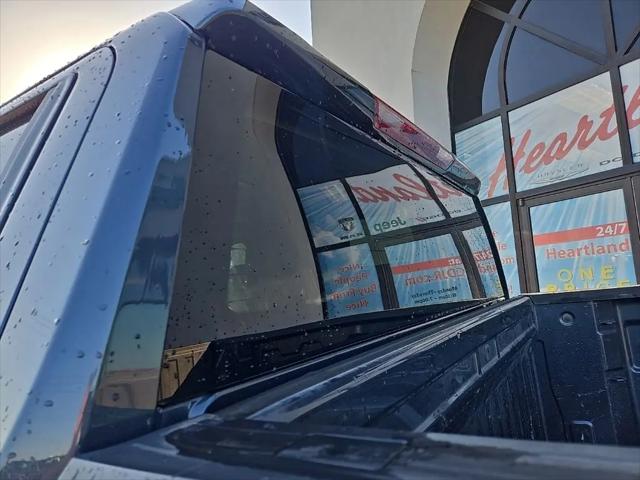 2021 Chevrolet Silverado 1500 4WD Crew Cab Short Bed Custom