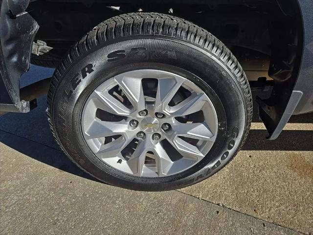 2021 Chevrolet Silverado 1500 4WD Crew Cab Short Bed Custom